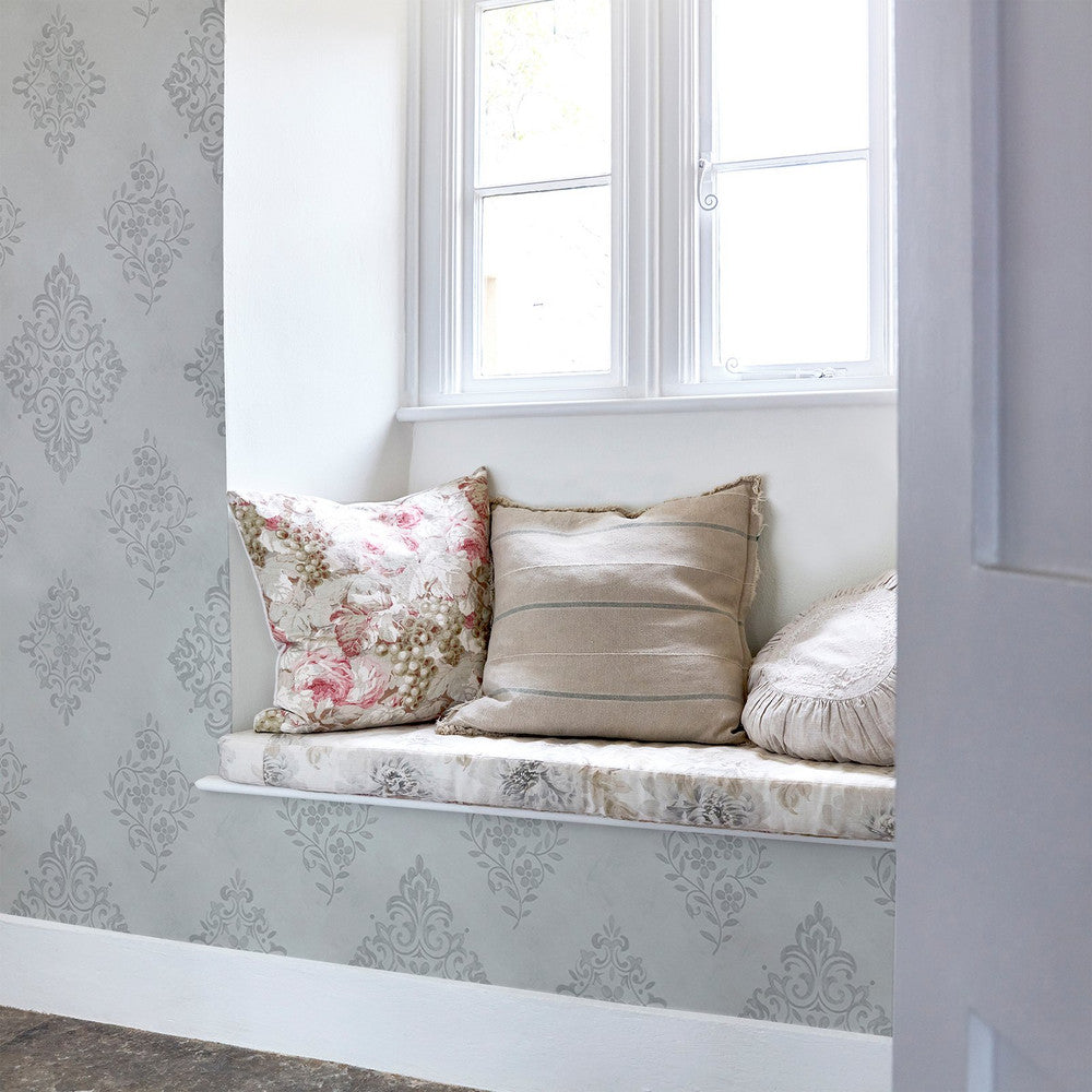 Diamond Motif Wallpaper