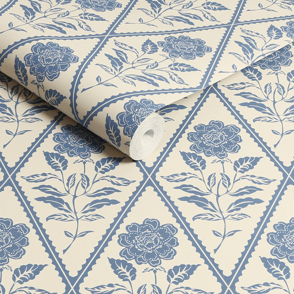 Joules Juliette Floral Print Cream/Blue Wallpaper