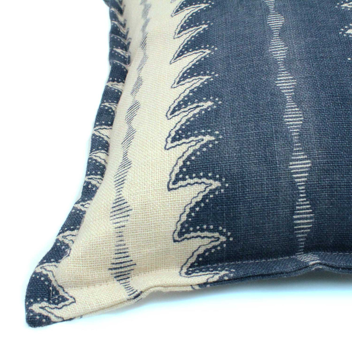 Cushion Ruched Amalfi