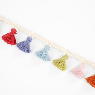 VN T84/08 TUFTY BRAID RAINBOW